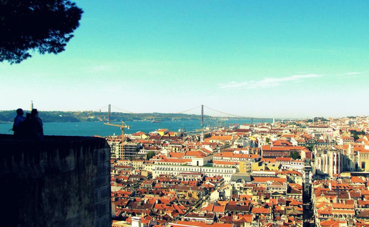 Romantichome At Alfama'S Heart Lisboa Eksteriør billede